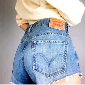 Levi’s Vintage 505 High Rise Cut Off Blue Denim Jean Shorts 32